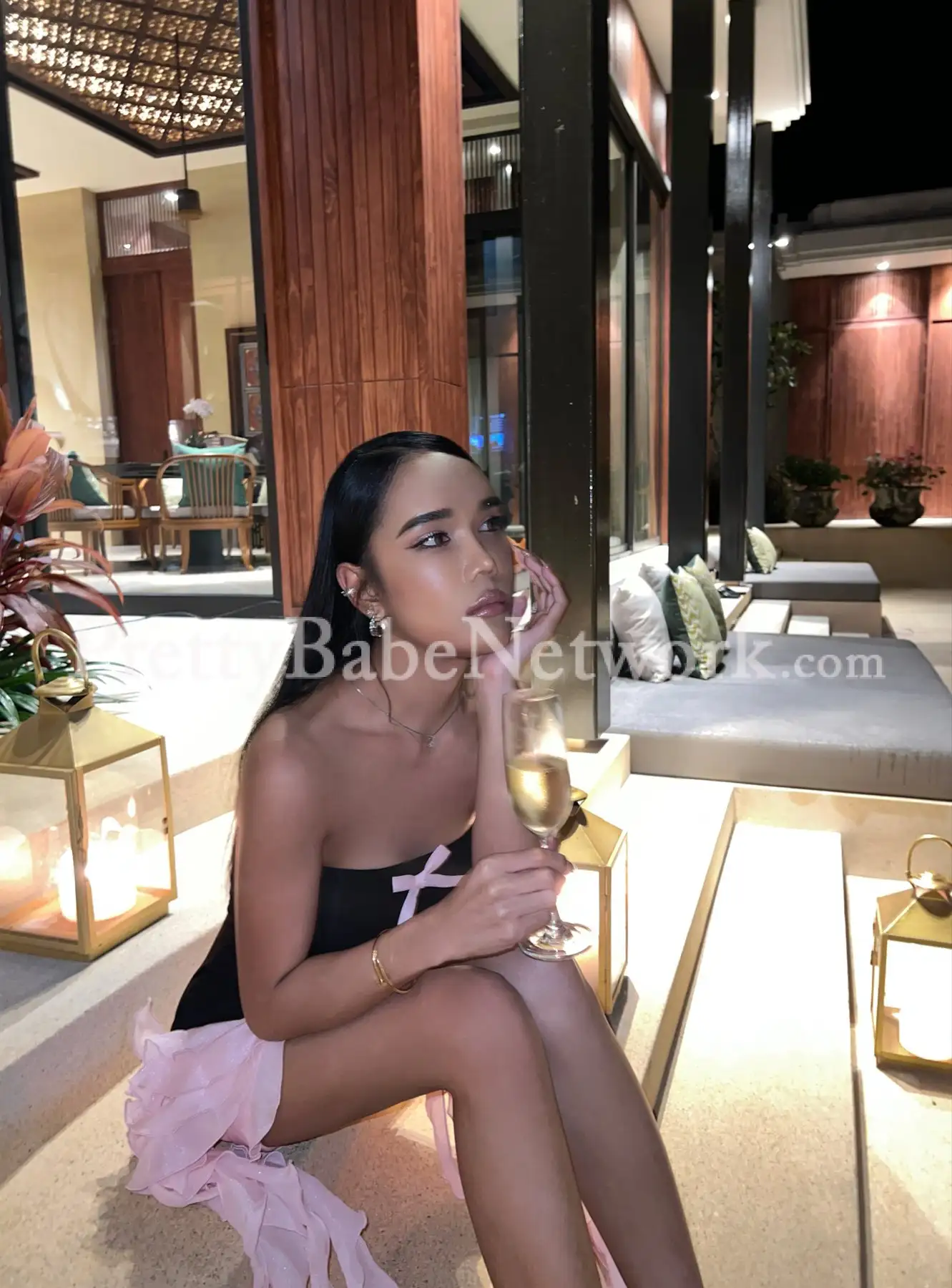 I am Fumiko Japanese High-Class Call Girl in GTB Nagar, Delhi